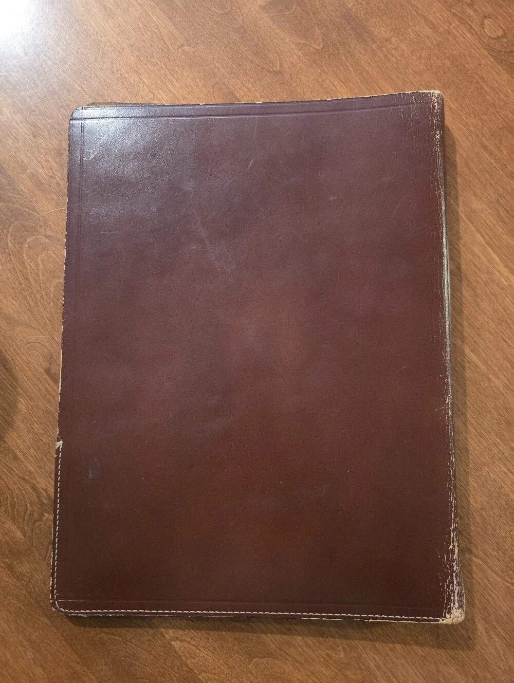 Vtg Brown Leather Portfolio with gold stamp 